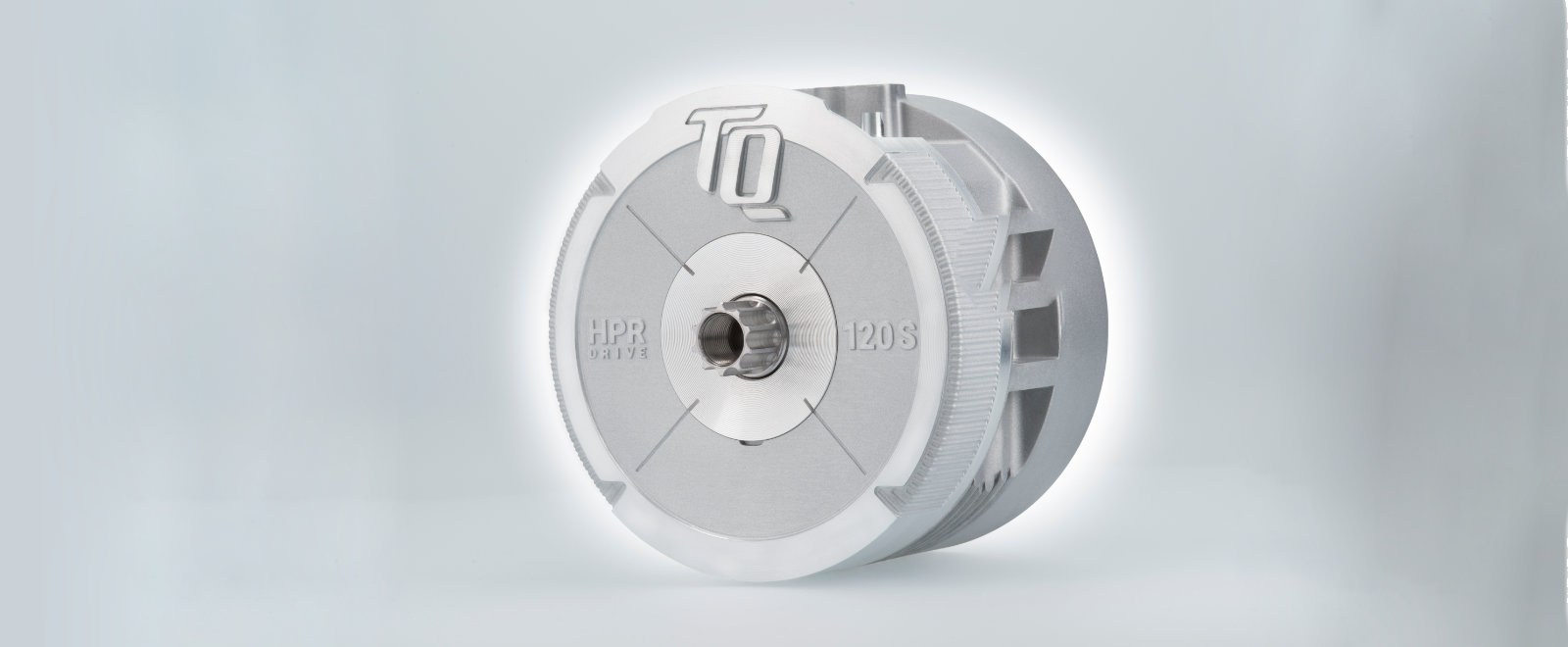 HPR 120S Motor vor grauem Hintergrund